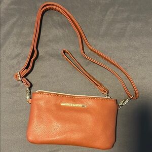 Steve Madden purse/wristlet